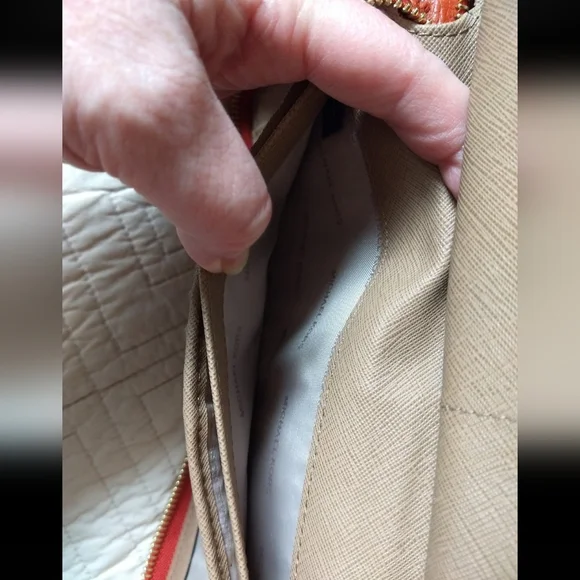 Michael Kors Large Jet Set Pumpkin Burnt Orange Leather Zip Around Wristlet - Picture 9 of 12